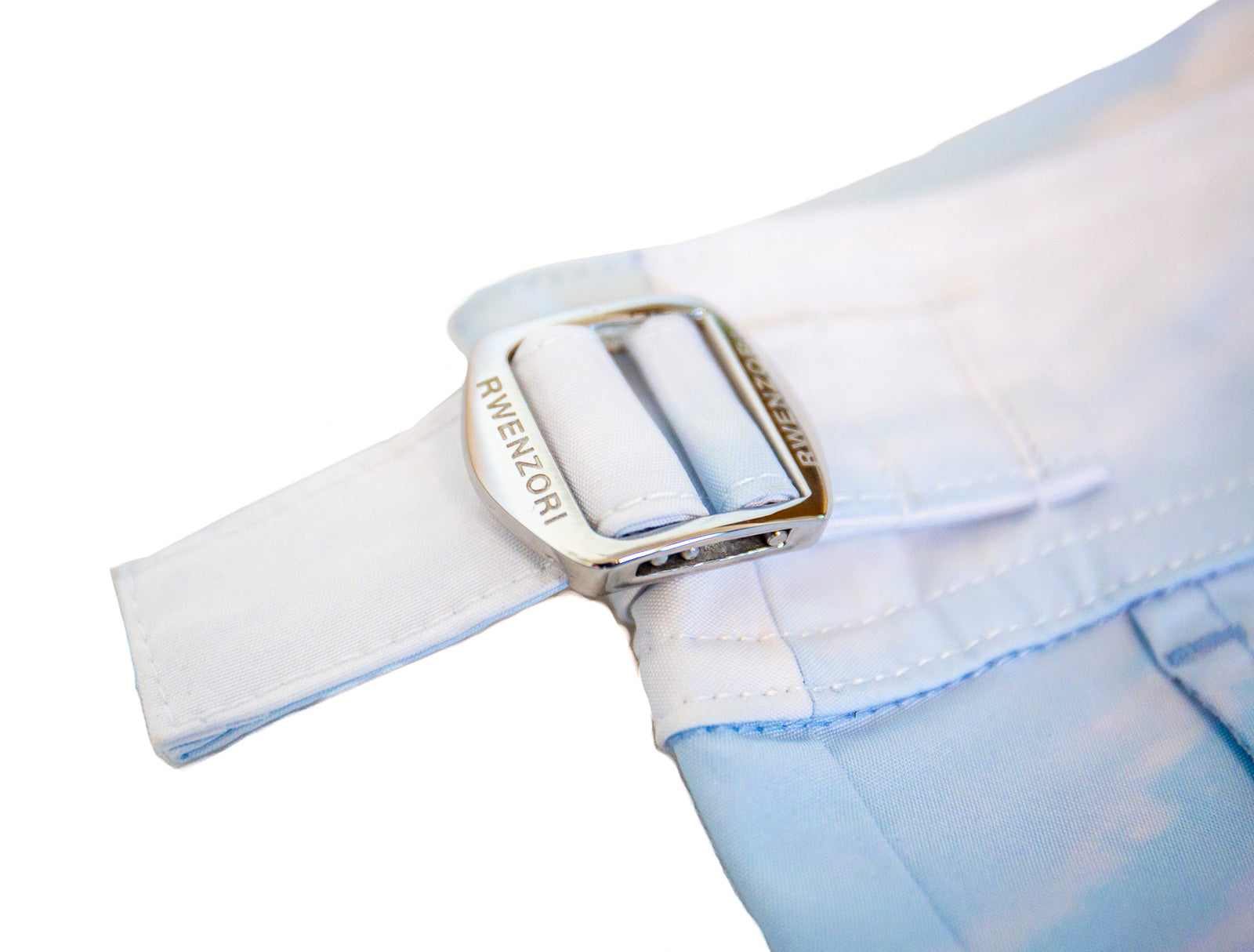 Side buckle detail on Rwenzori St Tropez swim shorts – adjustable stainless steel buckles for a sleek, refined fit.